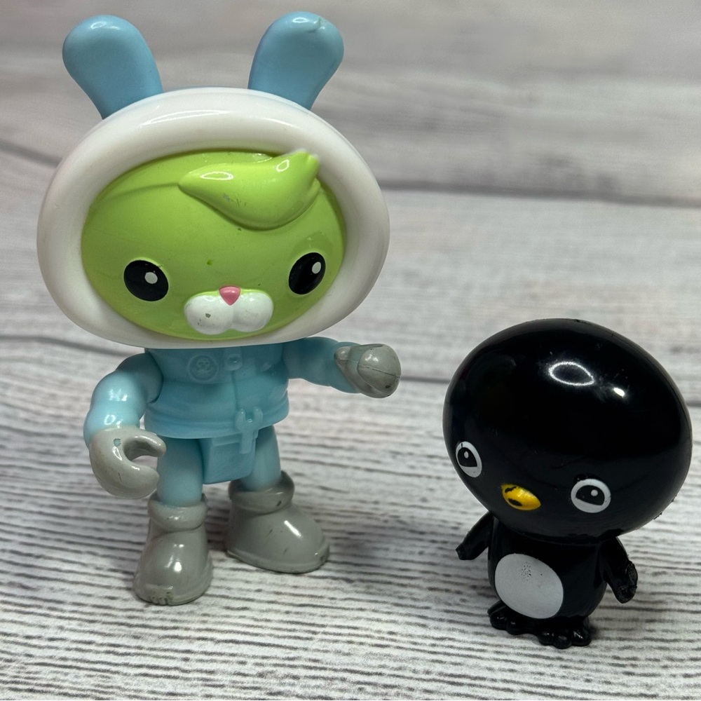 Octonauts Tweak rabbit & Ooju penguin figures only!